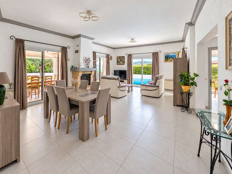 Villa La Colle-sur-Loup - 4 chambres - 172m²