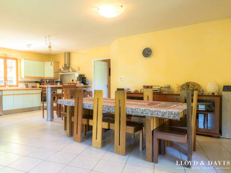 Maison La Combe-de-Lancey - 5 chambres - 170m²