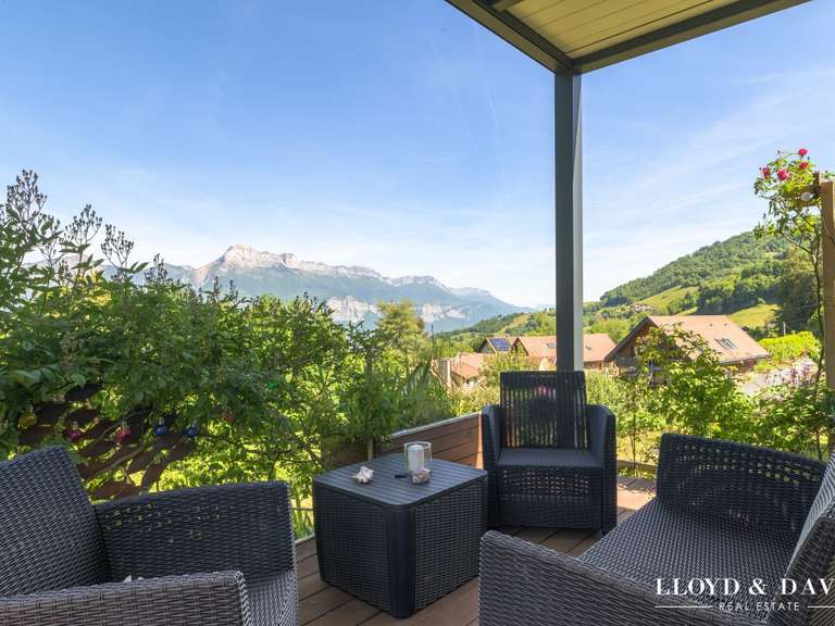 Maison La Combe-de-Lancey - 5 chambres - 170m²