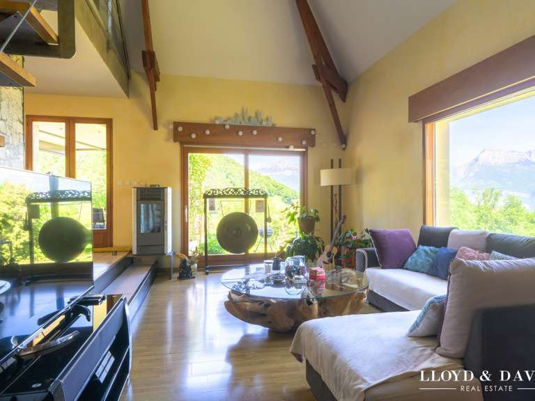 Maison La Combe-de-Lancey - 5 chambres - 170m²