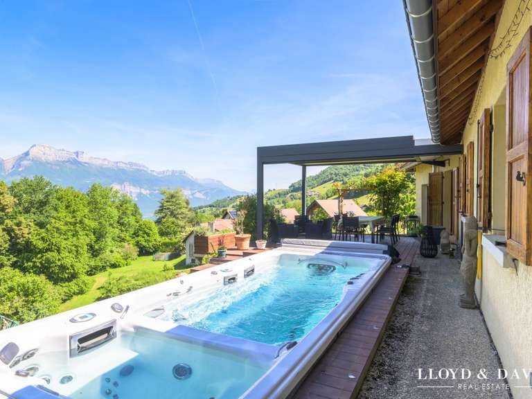 Maison La Combe-de-Lancey - 5 chambres - 170m²