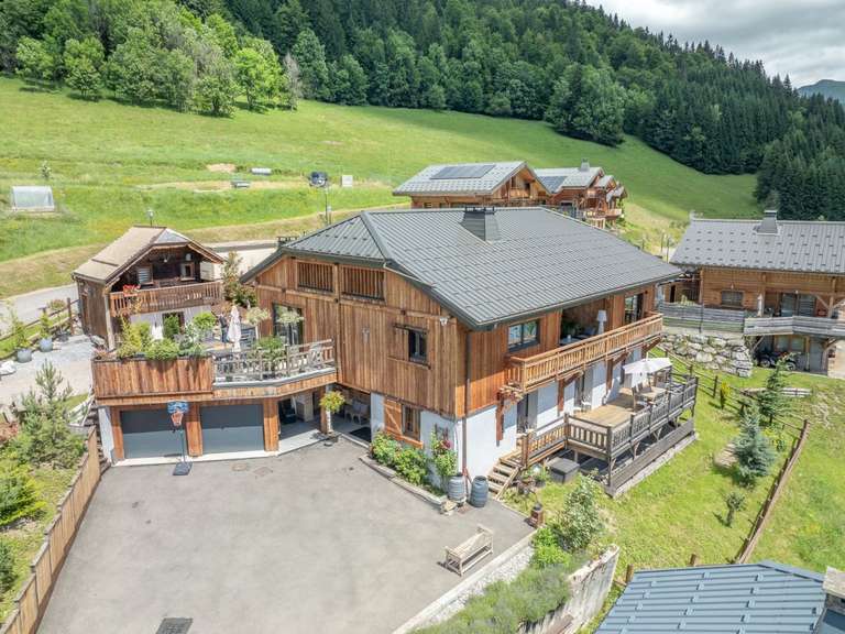 Chalet La Côte-d'Arbroz - 6 chambres - 248m²