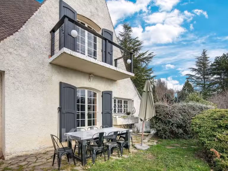 House La Côte-Saint-André - 6 bedrooms - 250m²