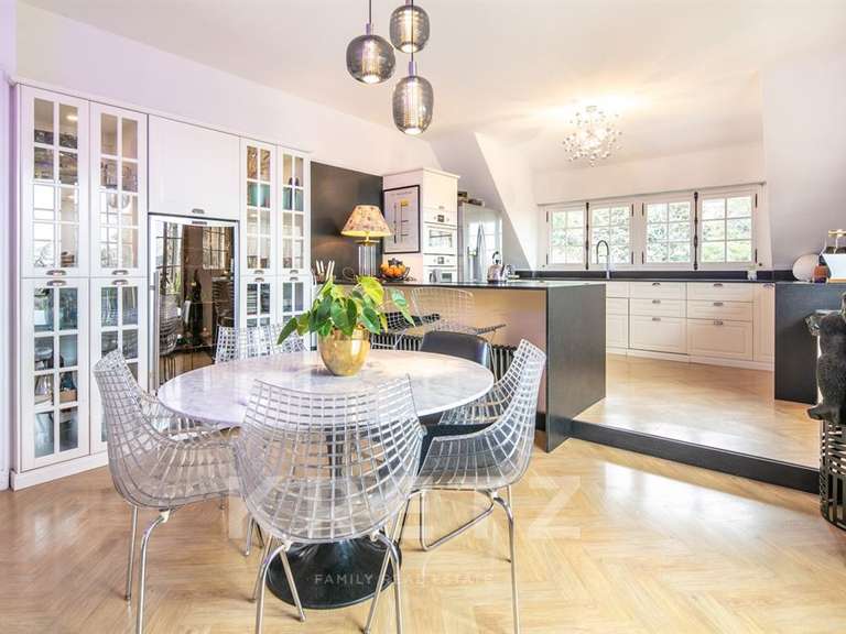 Maison La Côte-Saint-André - 6 chambres - 250m²