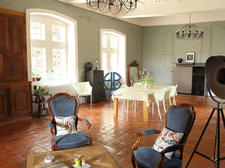 Propriété La Côte-Saint-André - 8 chambres - 638m²