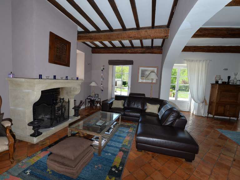Unusual property La Coucourde - 380m²