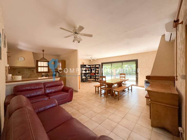 Maison La couronne-carro - 4 chambres - 150m²