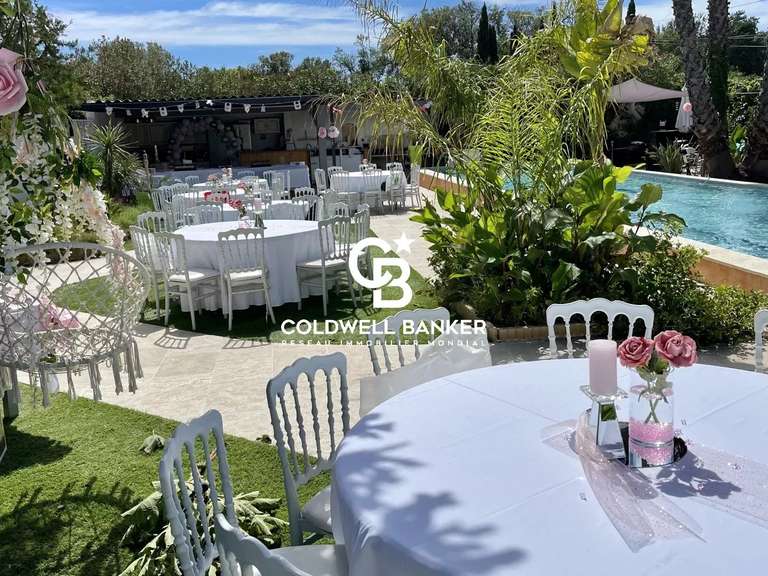 House La Crau - 14 bedrooms - 651m²