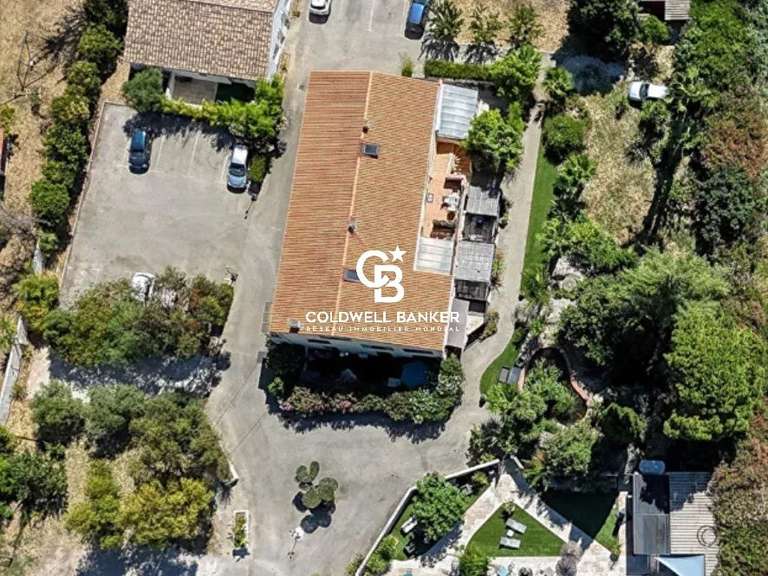 House La Crau - 14 bedrooms - 651m²