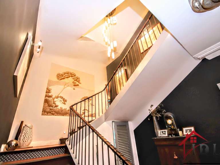 Maison La Crau - 10 chambres - 360m²