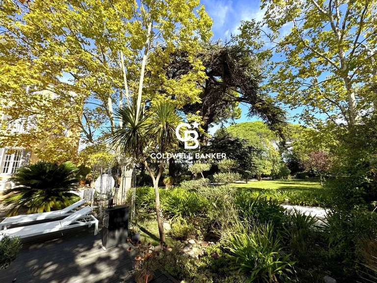 Property La Crau - 10 bedrooms - 500m²