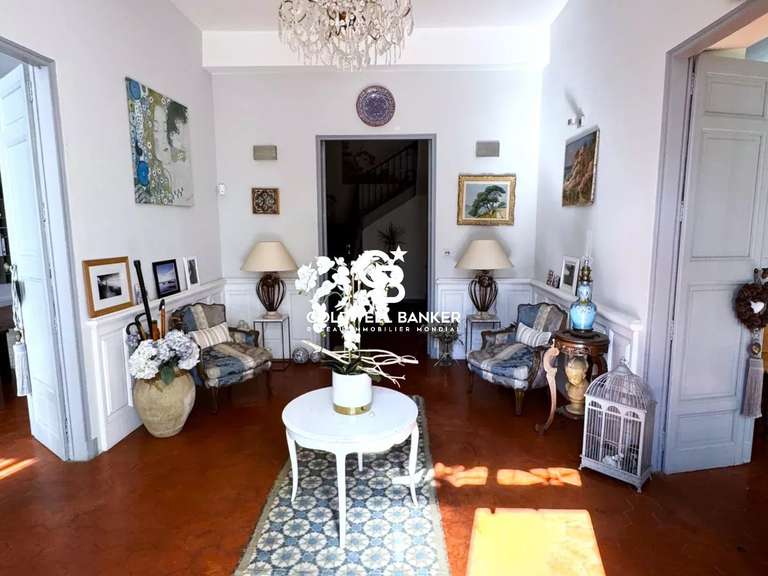 Property La Crau - 10 bedrooms - 500m²