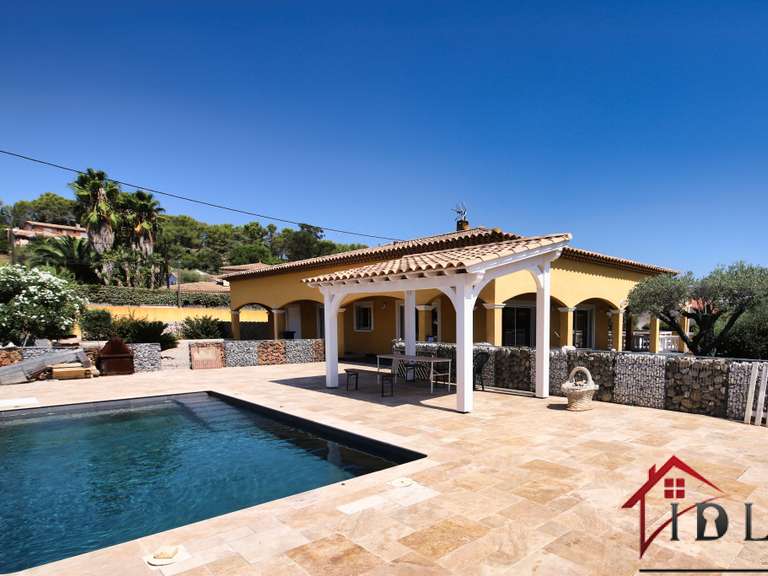 Villa La Crau - 6 bedrooms - 201m²