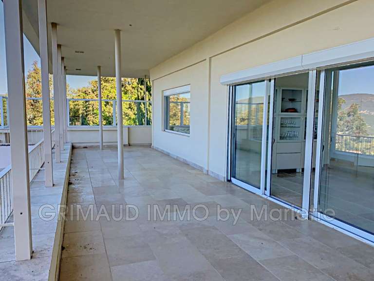 Appartement La Croix-Valmer - 3 chambres - 178m²