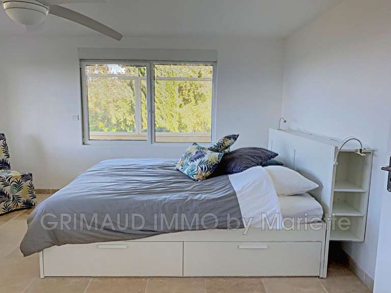 Appartement La Croix-Valmer - 3 chambres - 178m²