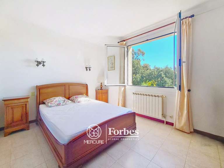Maison La Croix-Valmer - 5 chambres - 274m²