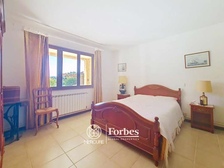 Maison La Croix-Valmer - 5 chambres - 274m²