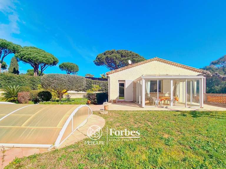 Maison La Croix-Valmer - 5 chambres - 274m²