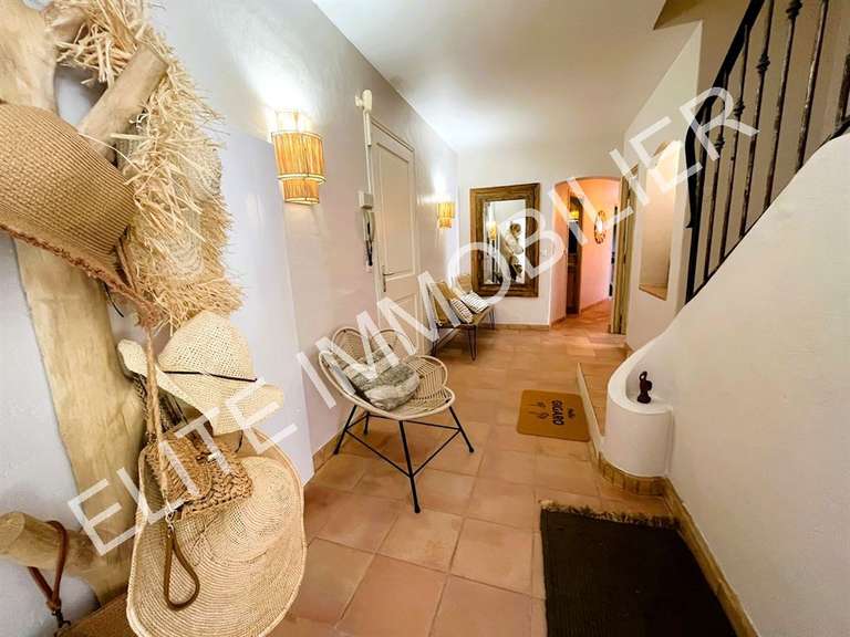 Maison La Croix-Valmer - 5 chambres - 163m²