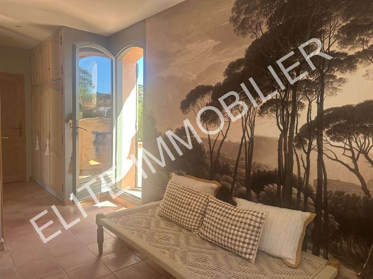 Maison La Croix-Valmer - 5 chambres - 163m²