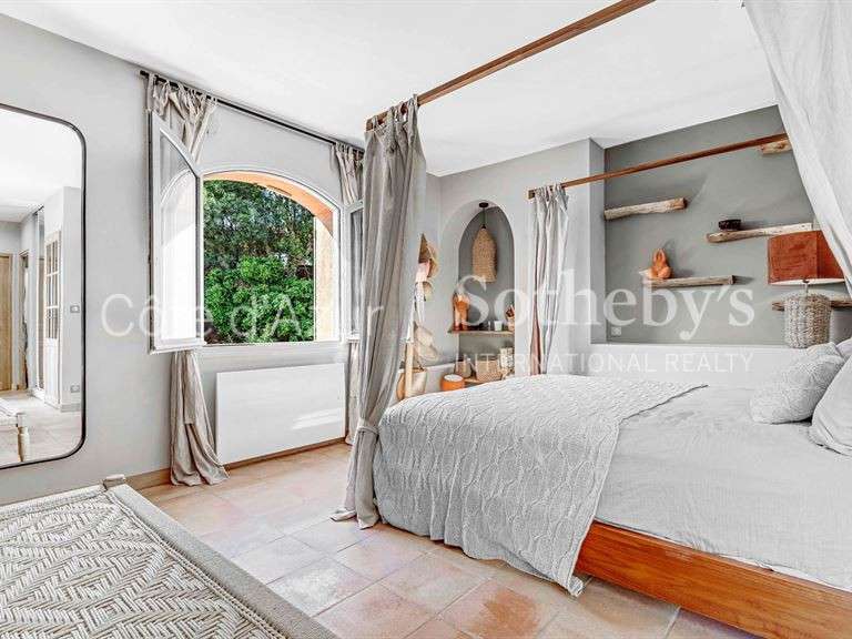 Maison La Croix-Valmer - 5 chambres - 185m²