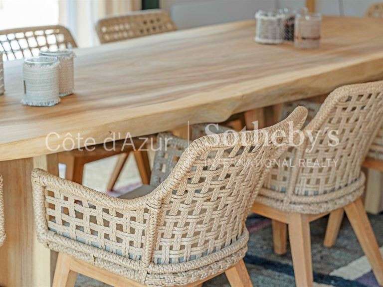 Maison La Croix-Valmer - 5 chambres - 185m²