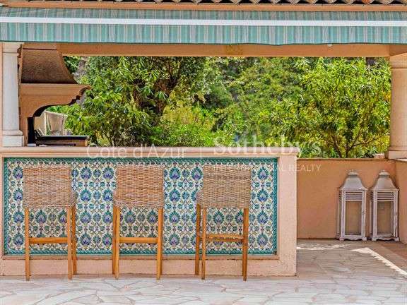 Maison La Croix-Valmer - 5 chambres - 185m²