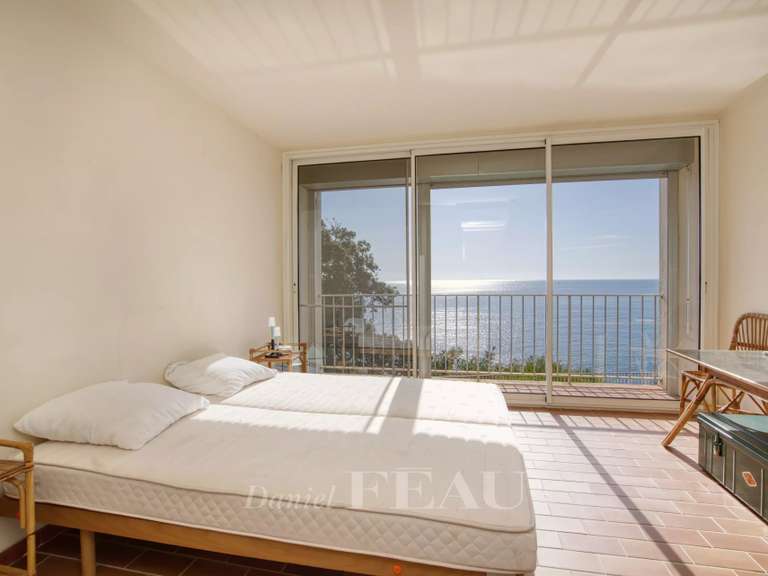 Maison La Croix-Valmer - 7 chambres - 187m²