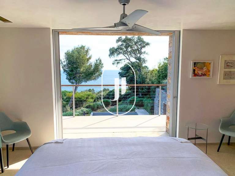 House with Sea view La Croix-Valmer - 4 bedrooms - 300m²