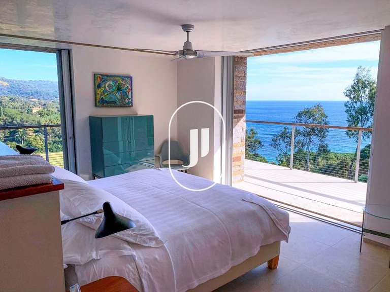 House with Sea view La Croix-Valmer - 4 bedrooms - 300m²