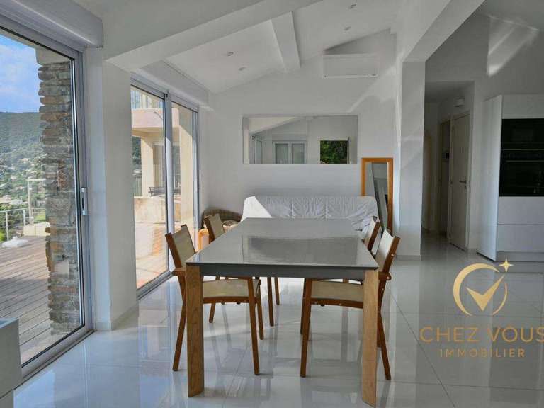 Maison avec Vue sur mer La Croix-Valmer - 5 chambres