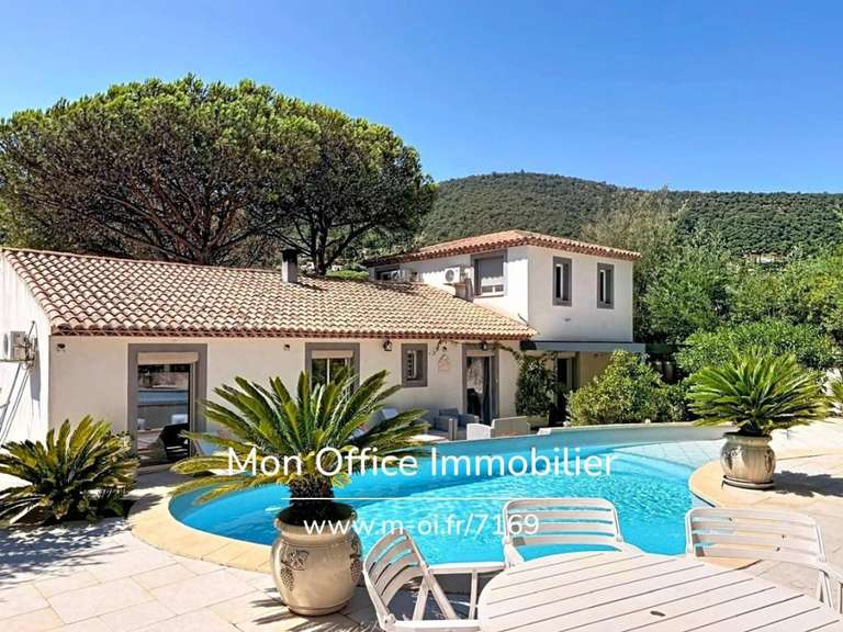 Maison La Croix-Valmer - 4 chambres - 160m²