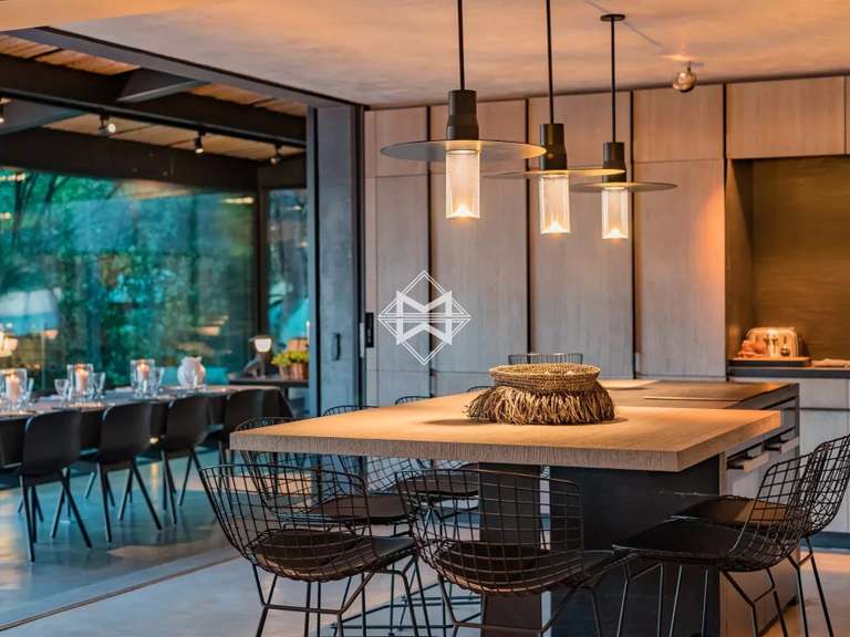 Propriété La Croix-Valmer - 6 chambres - 420m²