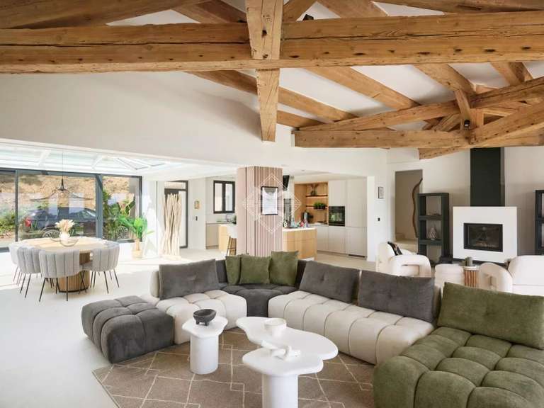 Propriété La Croix-Valmer - 5 chambres - 370m²