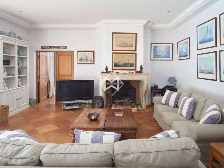 Propriété La Croix-Valmer - 5 chambres - 350m²