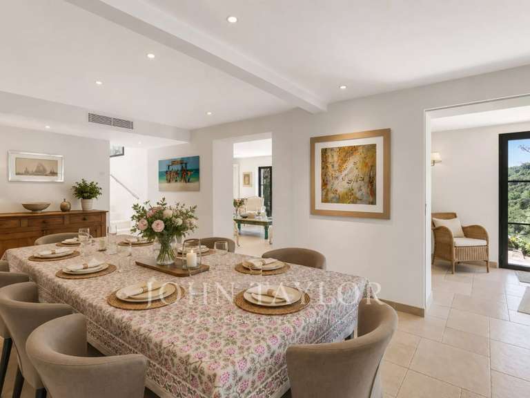 Propriété La Croix-Valmer - 10 chambres - 400m²