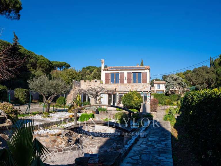 Propriété avec Vue sur mer La Croix-Valmer - 3 chambres - 158m²