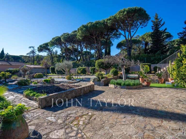 Propriété avec Vue sur mer La Croix-Valmer - 3 chambres - 158m²