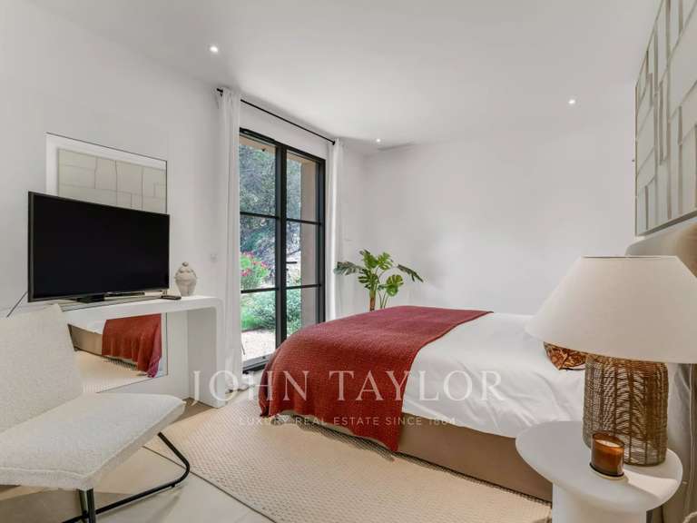 Propriété La Croix-Valmer - 5 chambres - 194m²