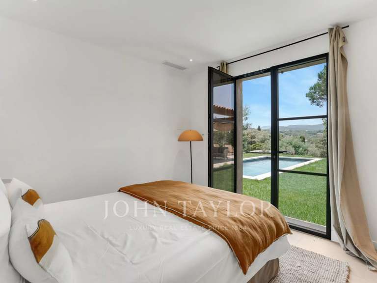 Propriété La Croix-Valmer - 5 chambres - 194m²