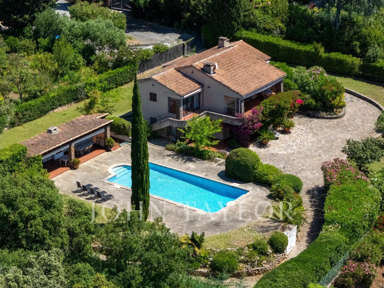Propriété La Croix-Valmer - 4 chambres - 165m²