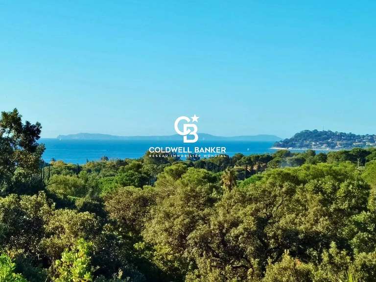 Terrain La Croix-Valmer - 1852m²