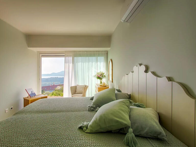 Villa La Croix-Valmer - 4 chambres - 250m²