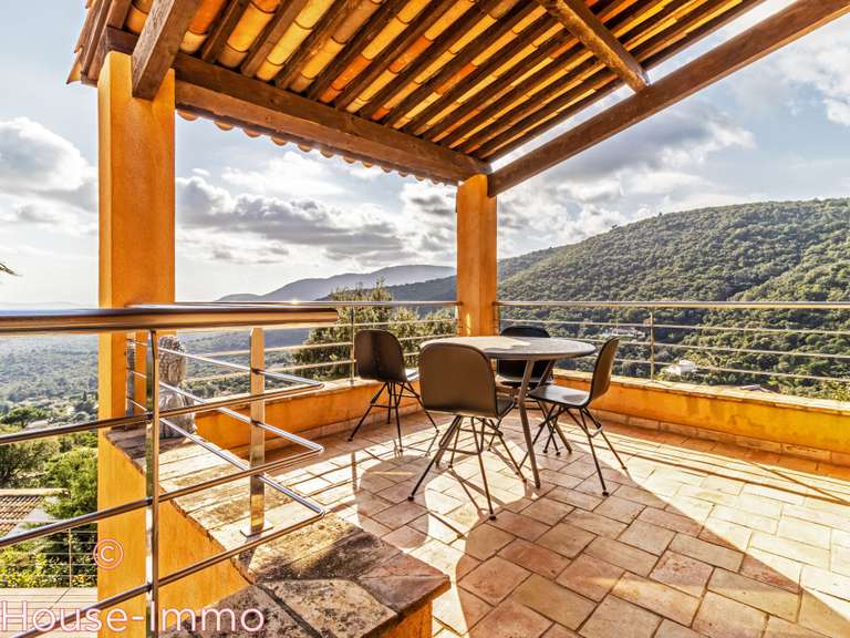 Villa La Croix-Valmer - 4 bedrooms - 132m²