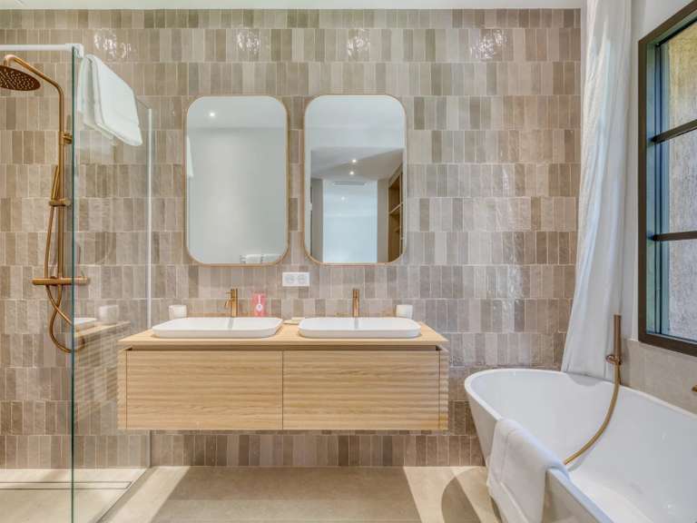 Villa La Croix-Valmer - 5 chambres - 186m²
