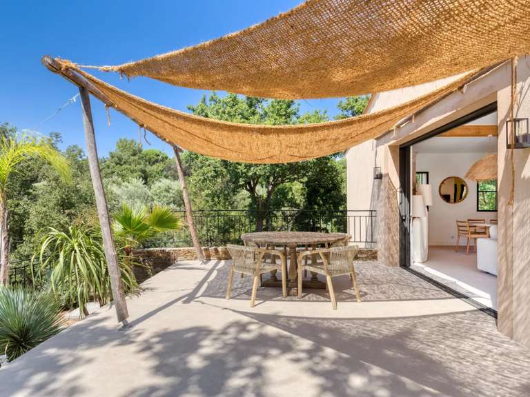 Villa La Croix-Valmer - 5 chambres - 186m²
