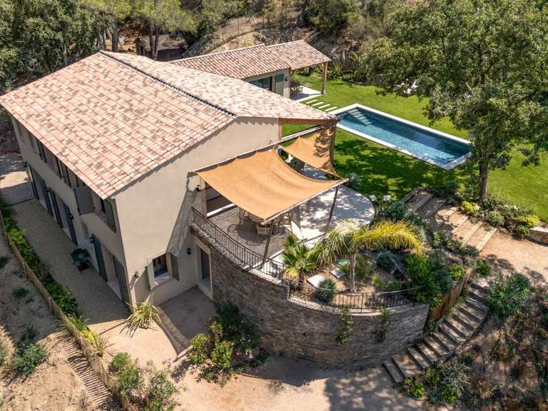 Villa La Croix-Valmer - 5 chambres - 186m²
