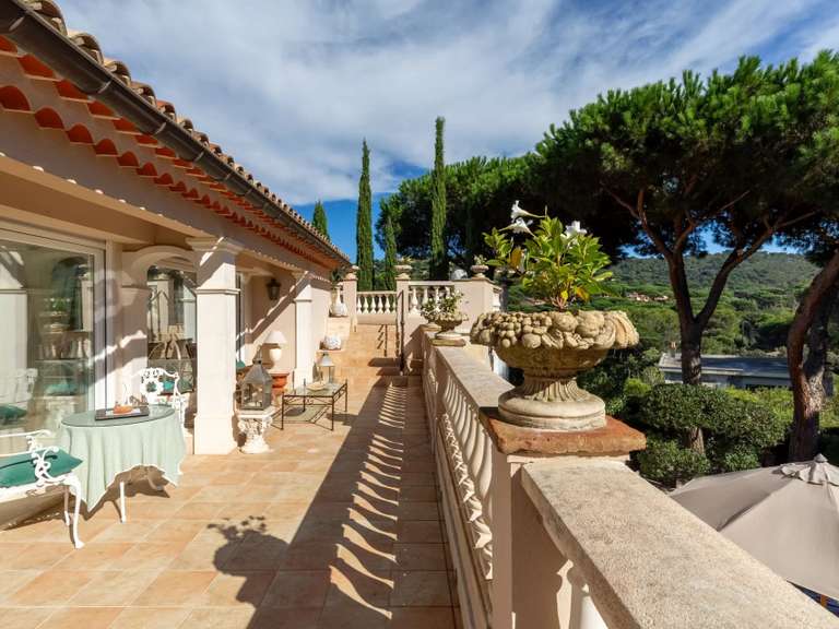 Villa La Croix-Valmer - 4 chambres - 190m²