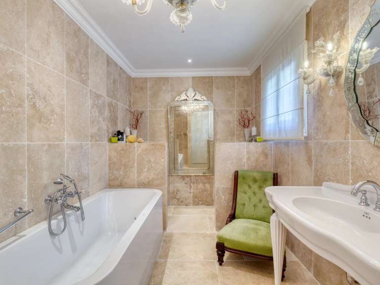 Villa La Croix-Valmer - 4 chambres - 190m²