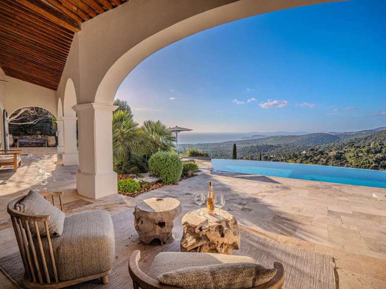 Villa La Croix-Valmer - 5 chambres - 265m²